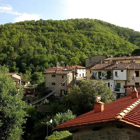 Casa Del Ponte Holiday home